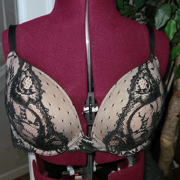 NWT VICTORIA'S SECRET SEXY LACE BRA - Picture 3 of 6